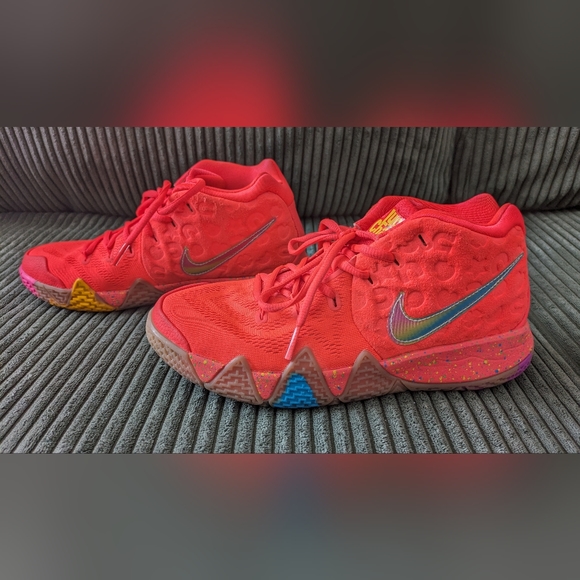 Nike Kyrie 4 Lucky Charms - Picture 4 of 9